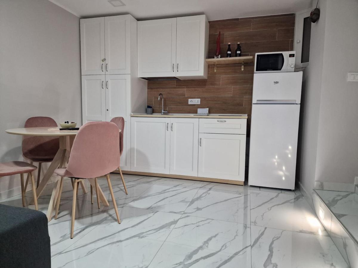Apartamento Megaride House Nápoles Exterior foto